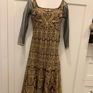 Indian outfit / punjabi suit